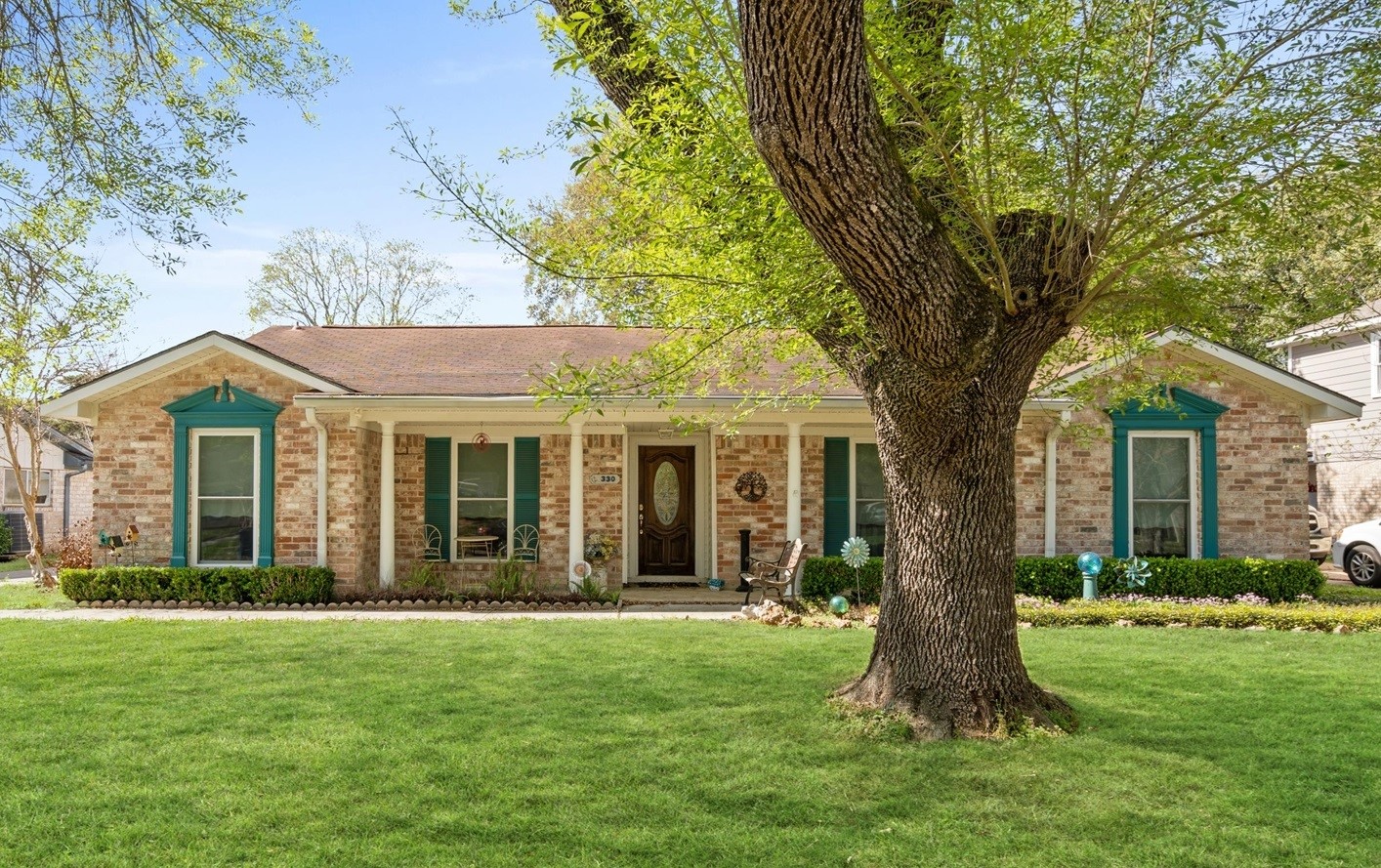 330 Dawn Hill Drive Friendswood TX 77546