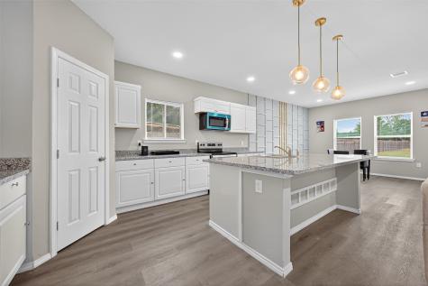 247 County Road 5102 L Cleveland TX 77327