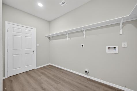247 County Road 5102 L Cleveland TX 77327