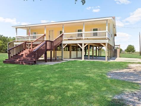 7839 S Gulfway Drive Sabine Pass TX 77655