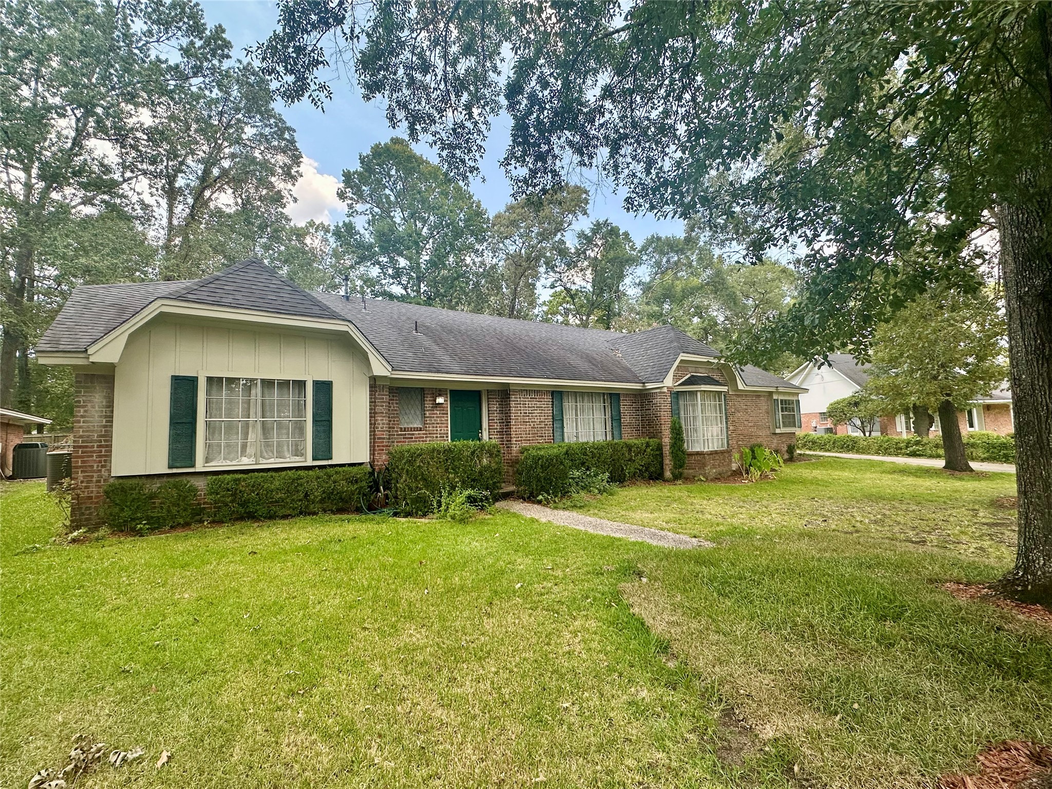 1442 Sleepy Hollow Drive Lufkin TX 75904