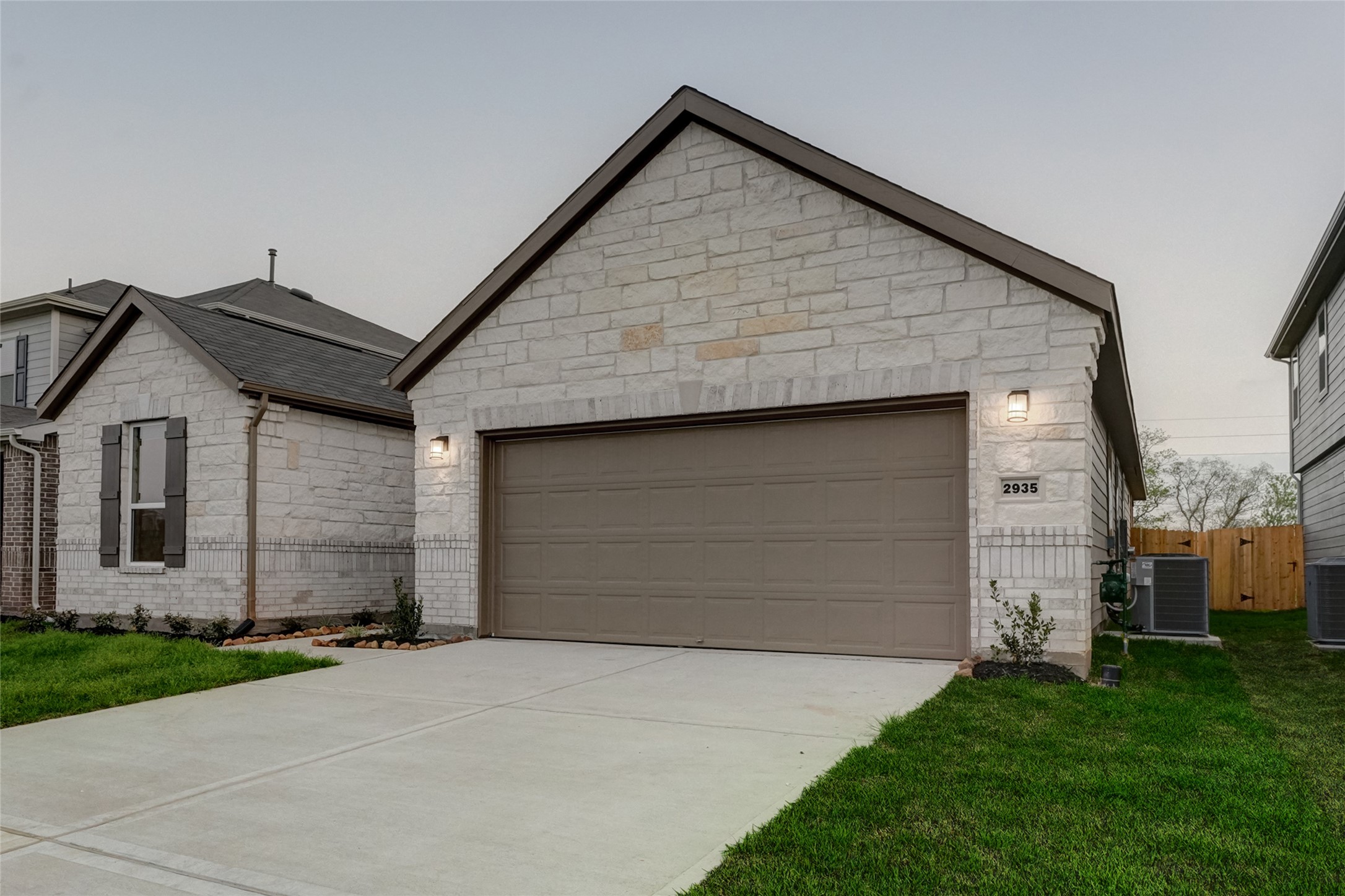 2935 Lazarina Lane Fresno TX 77545