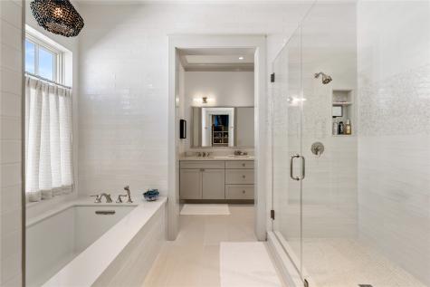 2409 E Seaside Drive Galveston TX 77550