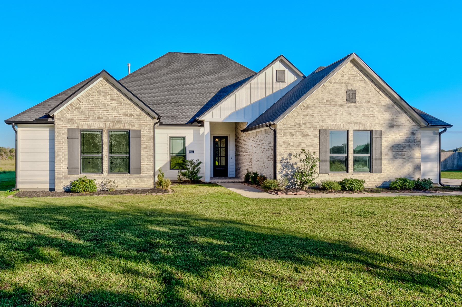 2255 S Pine Island Road Beaumont TX 77713