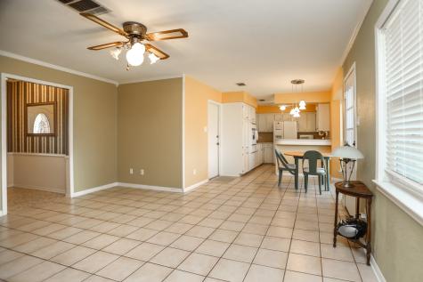 1809 Lazy Creek Lane Pearland TX 77581