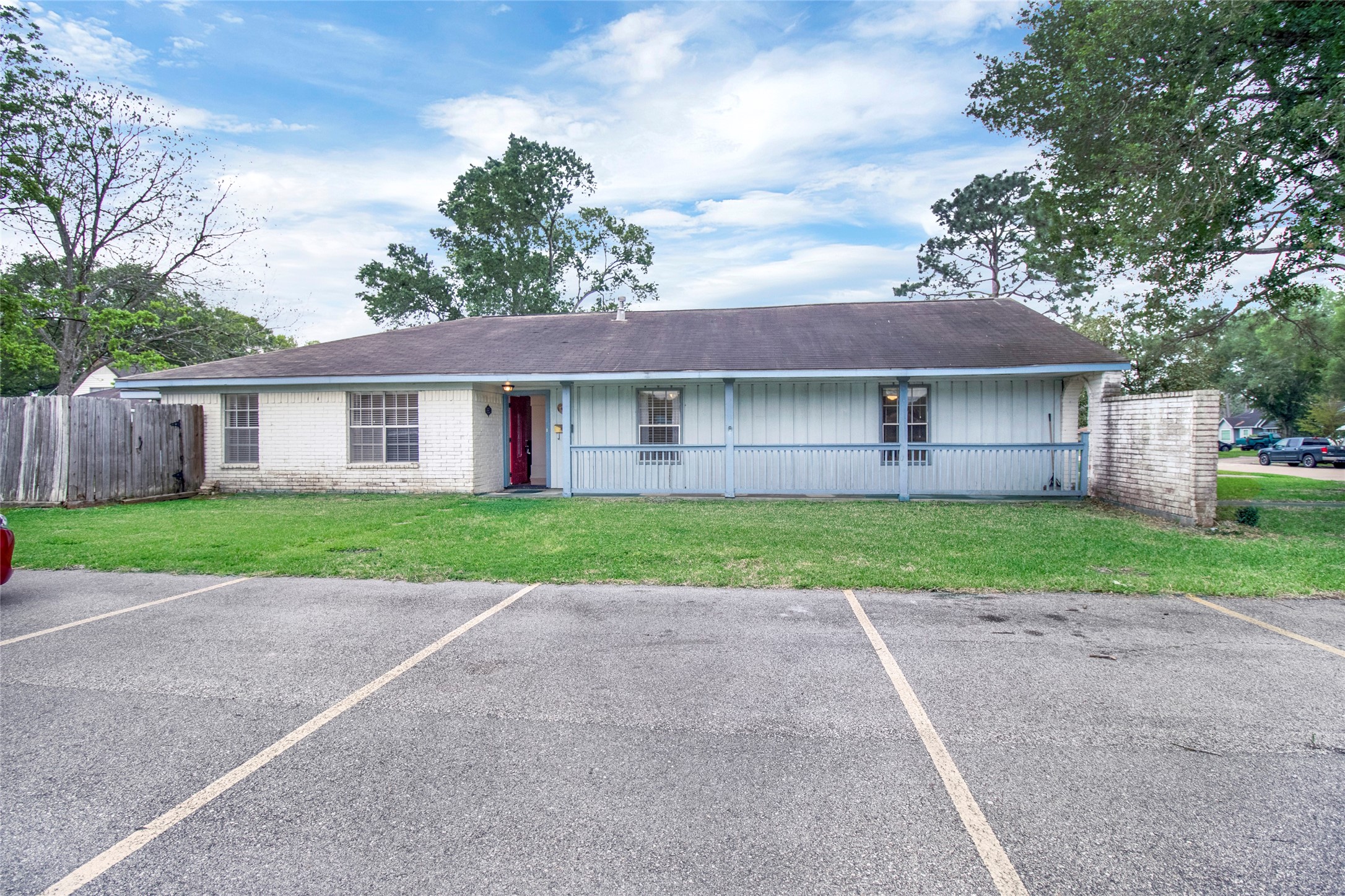 15703 Thunderbay Drive Houston TX 77062