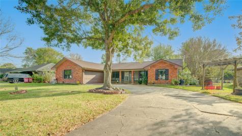 1607 W 11th Street Freeport TX 77541