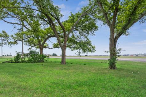 5530 Us Highway 90a W Shiner TX 77984