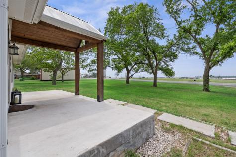 5530 Us Highway 90a W Shiner TX 77984
