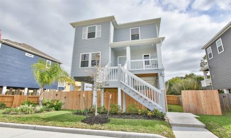 1322 Harbourtown Court Seabrook TX 77586