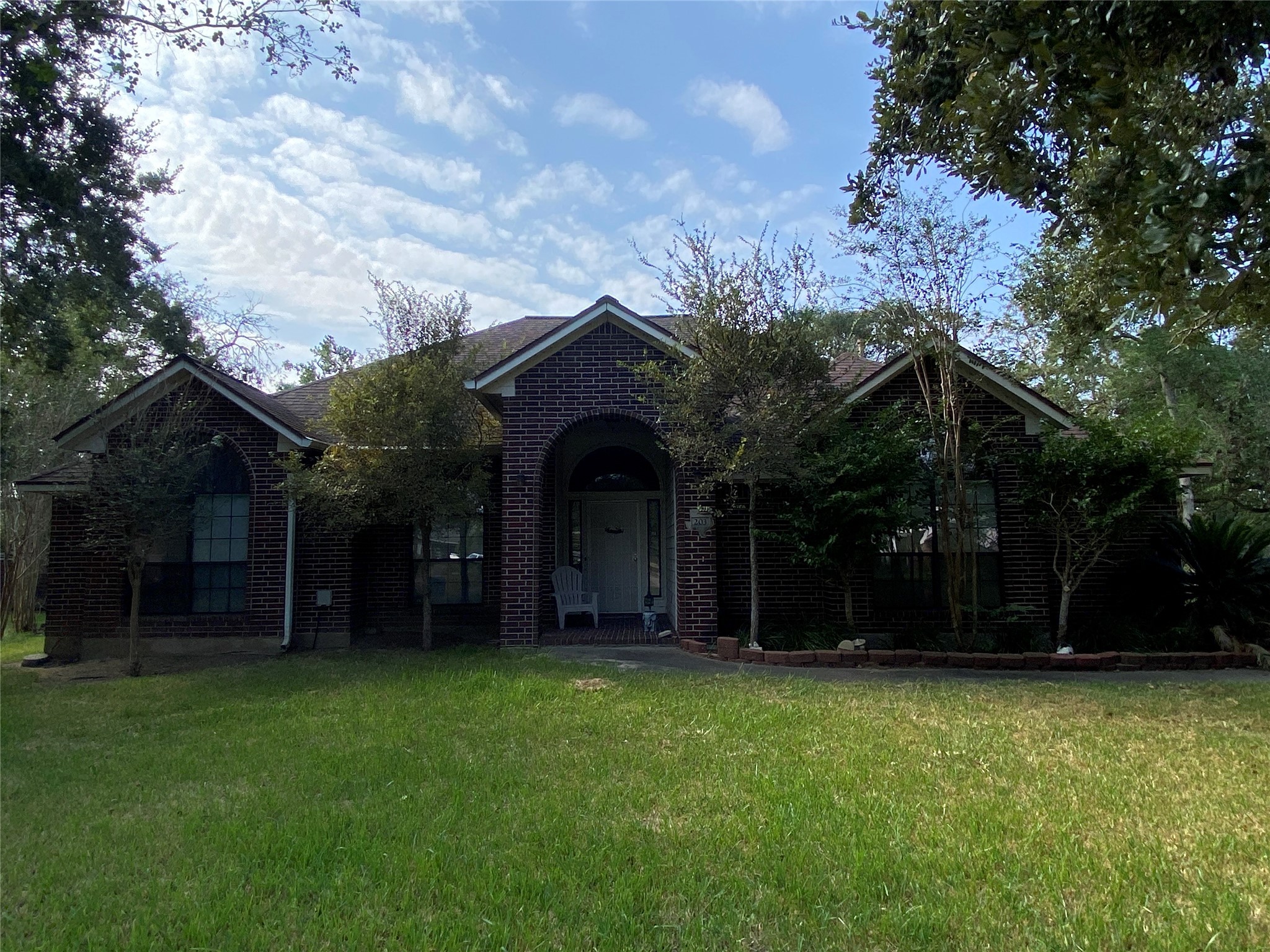 203 Oakridge Drive Hitchcock TX 77563