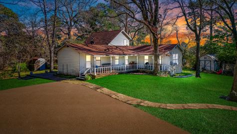 20 Bakers Lane Huntsville TX 77340