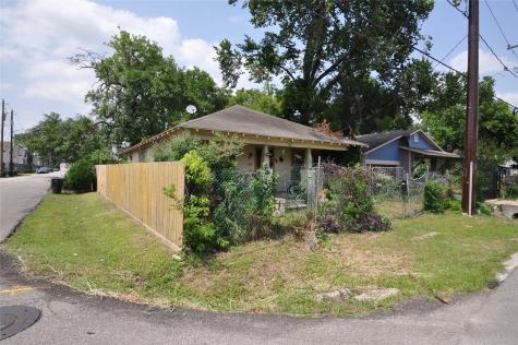 226 Marathon Street Houston TX 77018