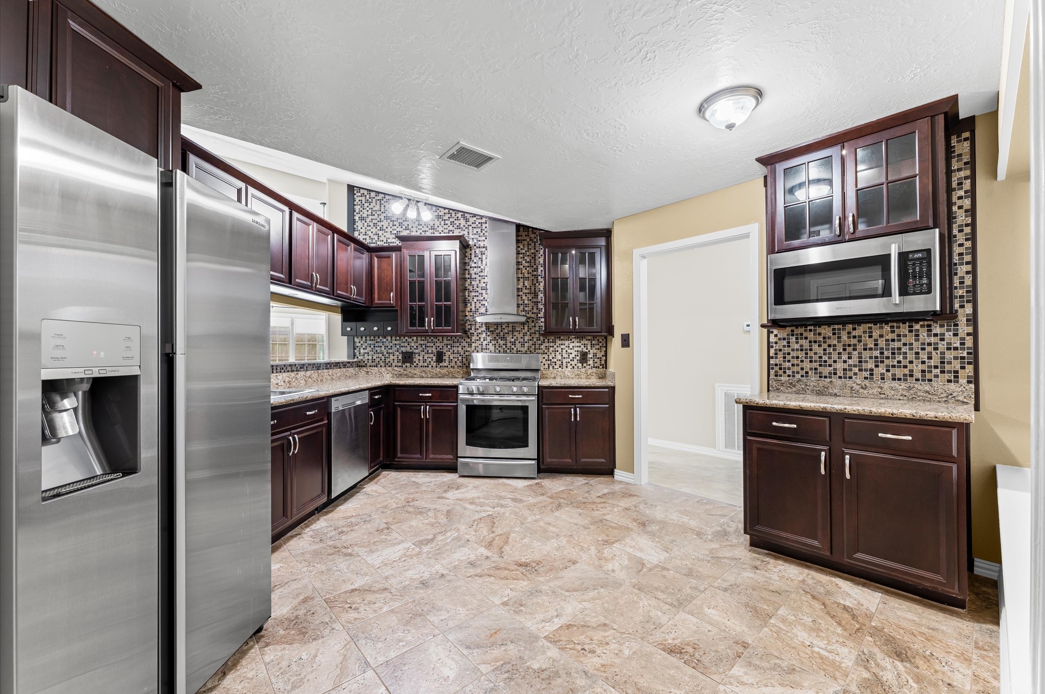 17015 Sky Blue Place Houston TX 77095
