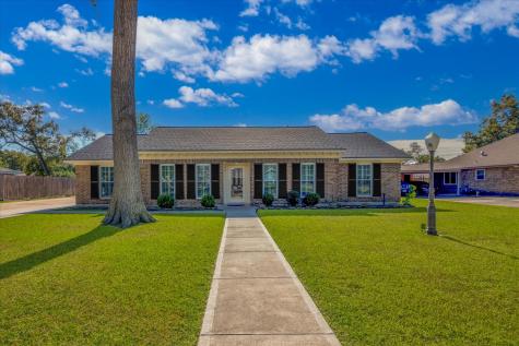 305 Post Oak Drive Baytown TX 77520