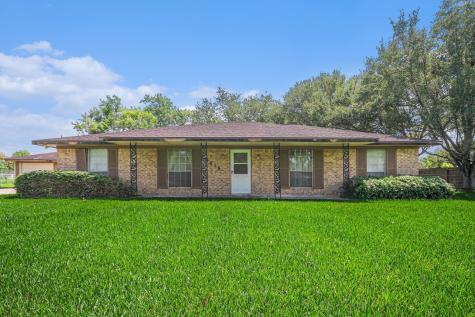 6618 Heron Lane Pearland TX 77584