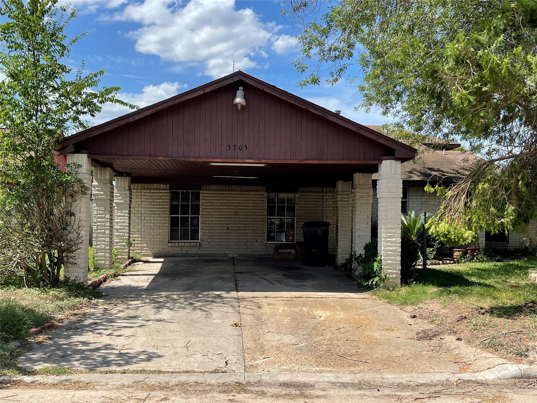 3703 Bluerock Street Houston TX 77039