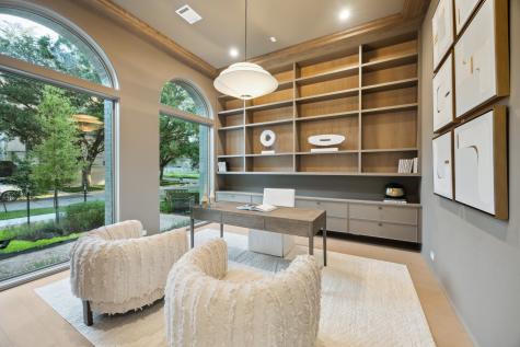 1656 Banks Street Houston TX 77006