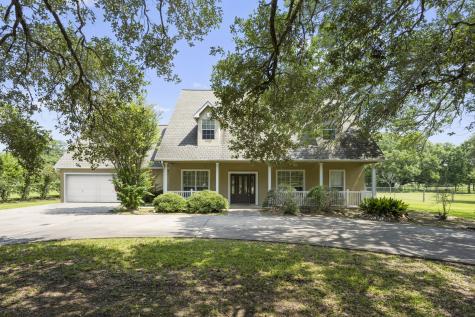 1036 Shirley Oaks Street Columbus TX 78934