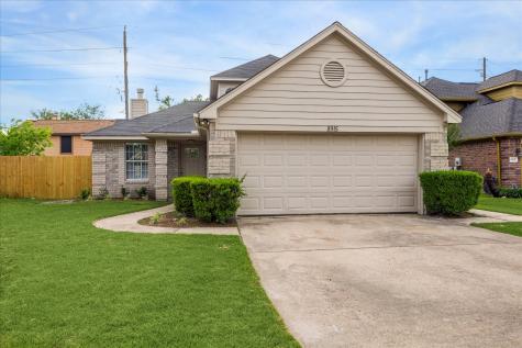8915 Lakeworth Drive Houston TX 77088