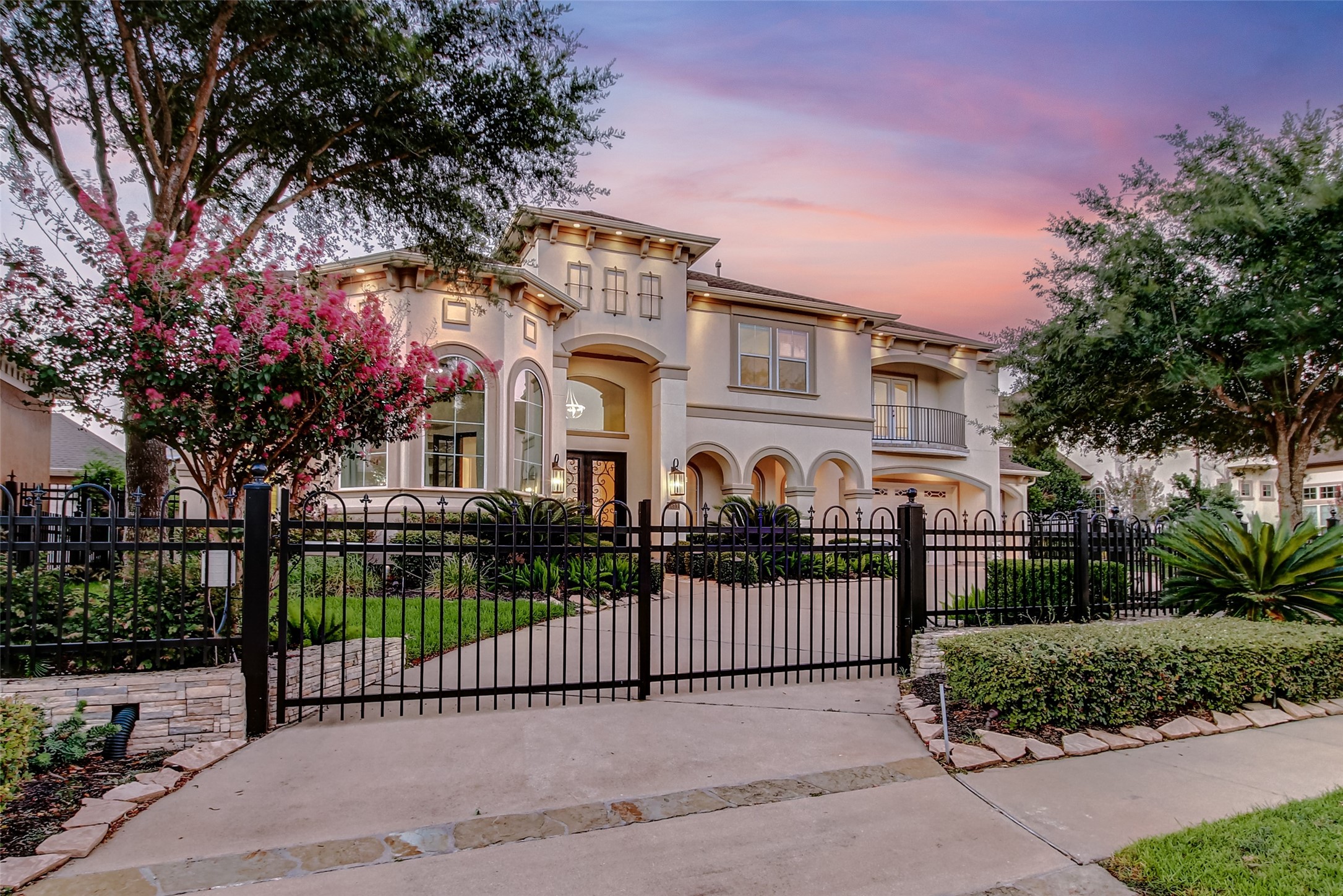 1611 Prestwick Avenue Sugar Land TX 77479