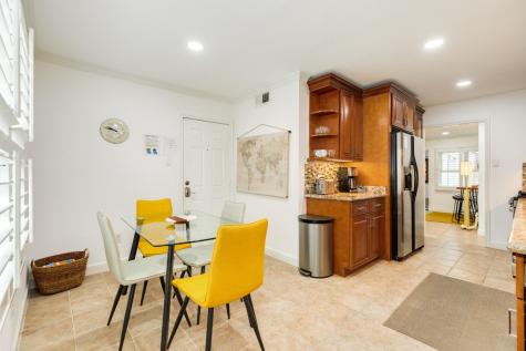 105 Marlin Avenue Galveston TX 77550