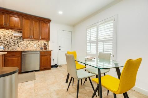 105 Marlin Avenue Galveston TX 77550