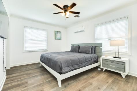105 Marlin Avenue Galveston TX 77550