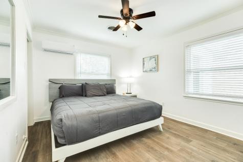 105 Marlin Avenue Galveston TX 77550