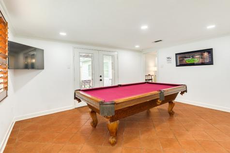 105 Marlin Avenue Galveston TX 77550
