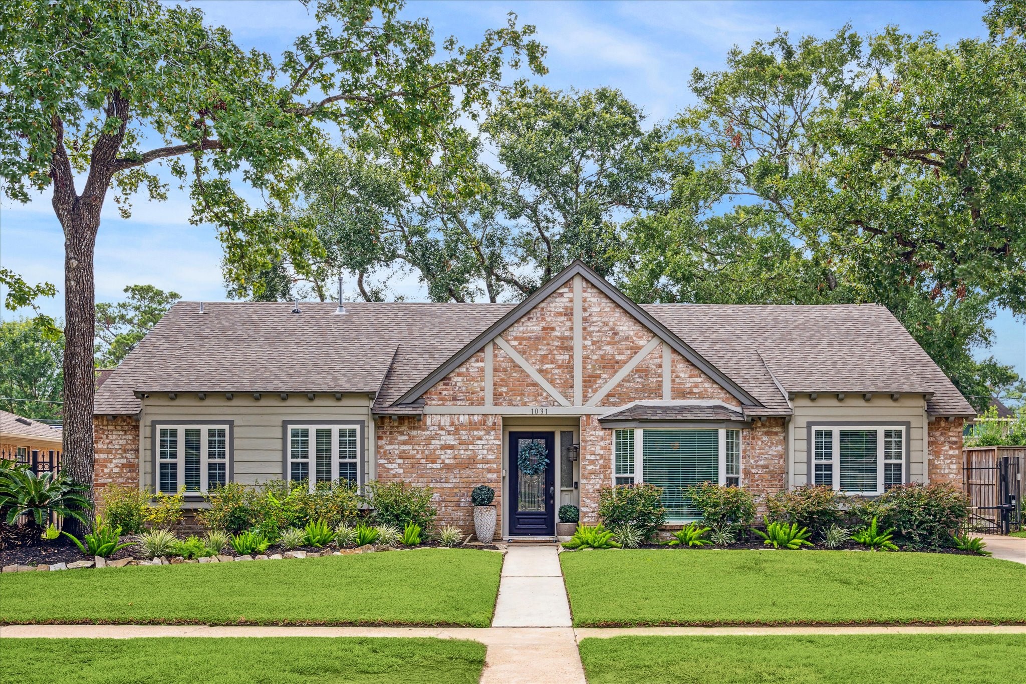 1031 Candlelight Lane Houston TX 77018