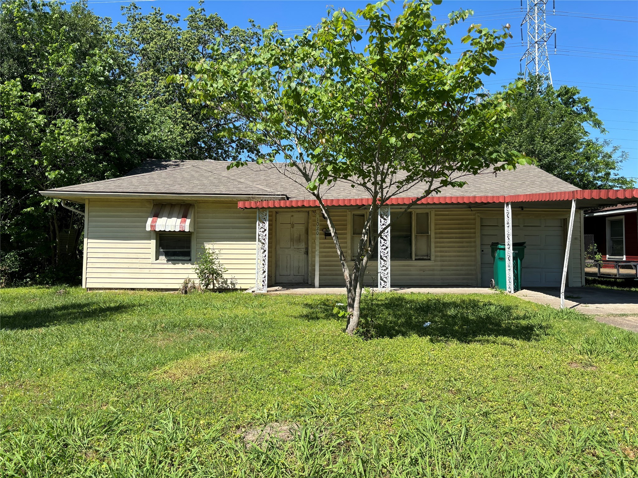 1020 Mobile Drive Pasadena TX 77506