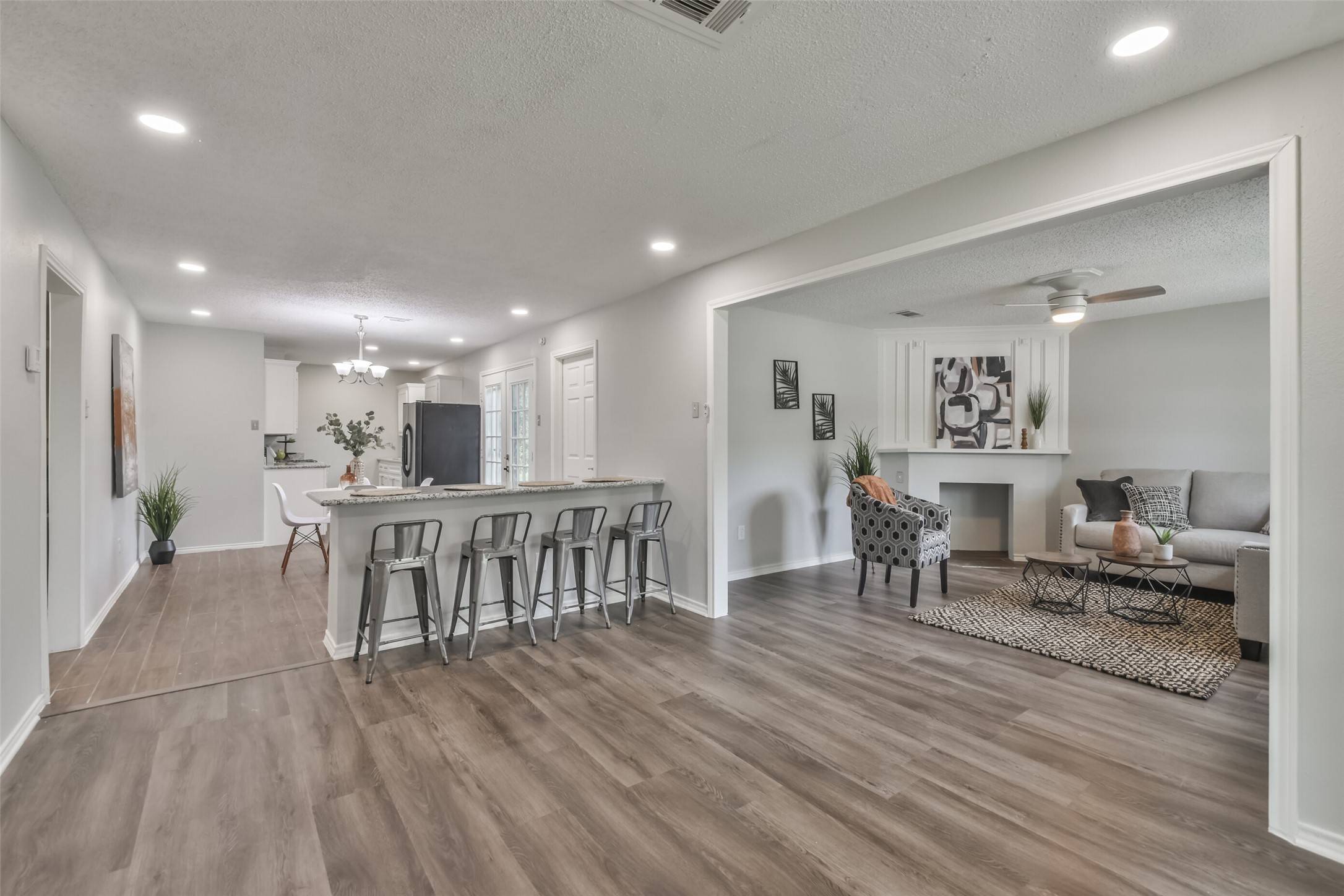 7526 Saint Louis Street Houston TX 77028