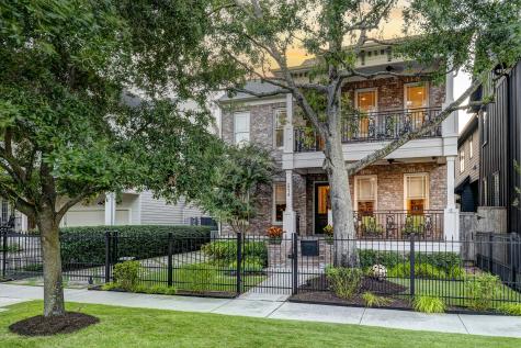 2219 Arlington Street Houston TX 77008