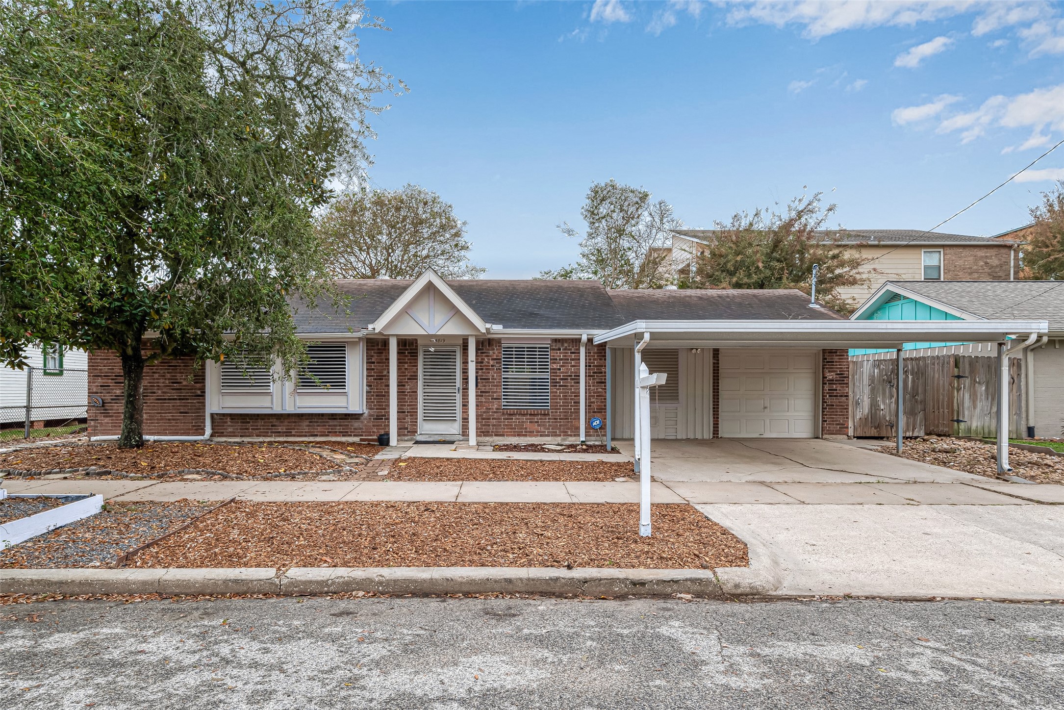 4819 Avenue R Galveston TX 77551