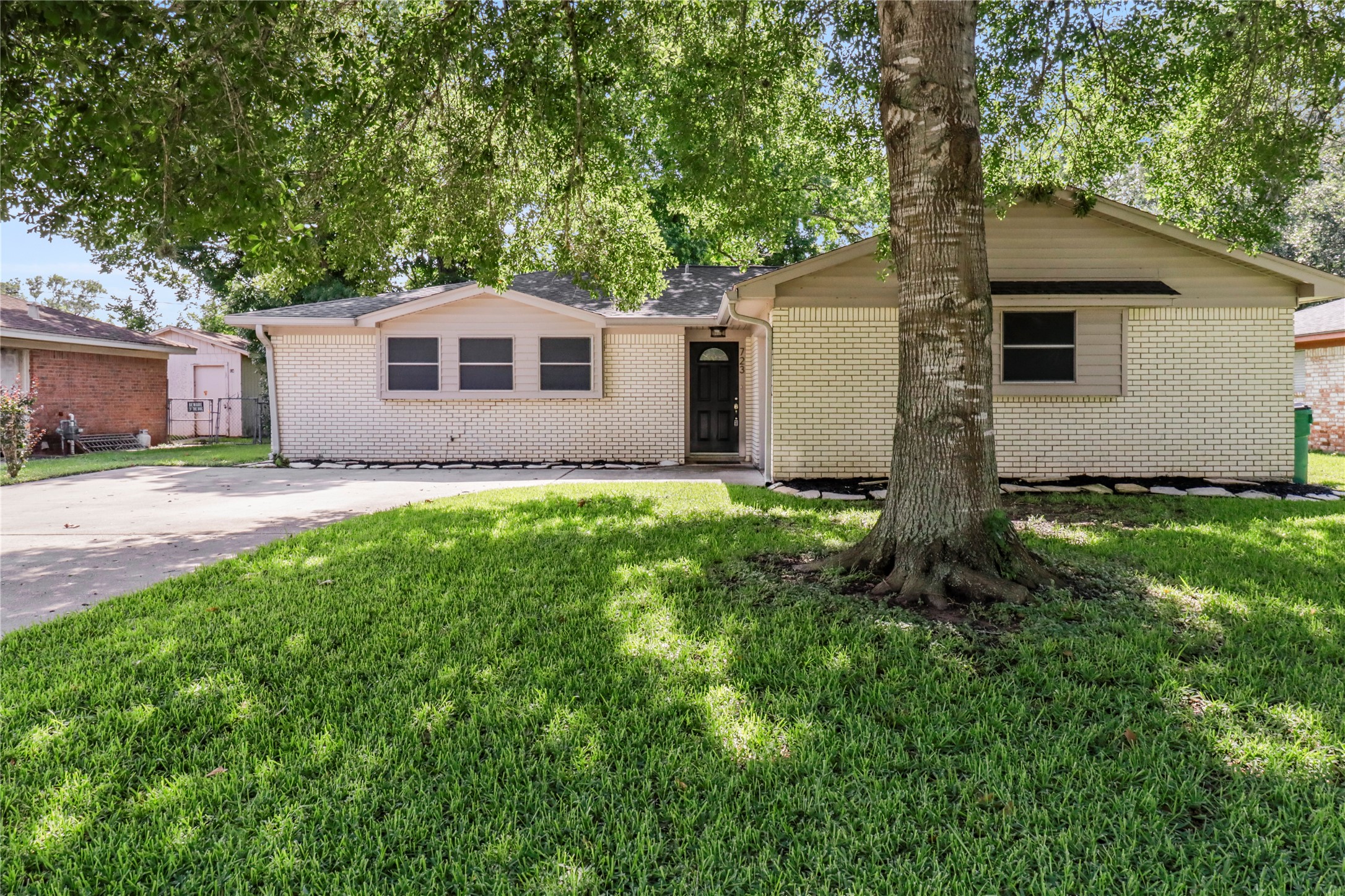 723 Hollyhock Street Richwood TX 77531