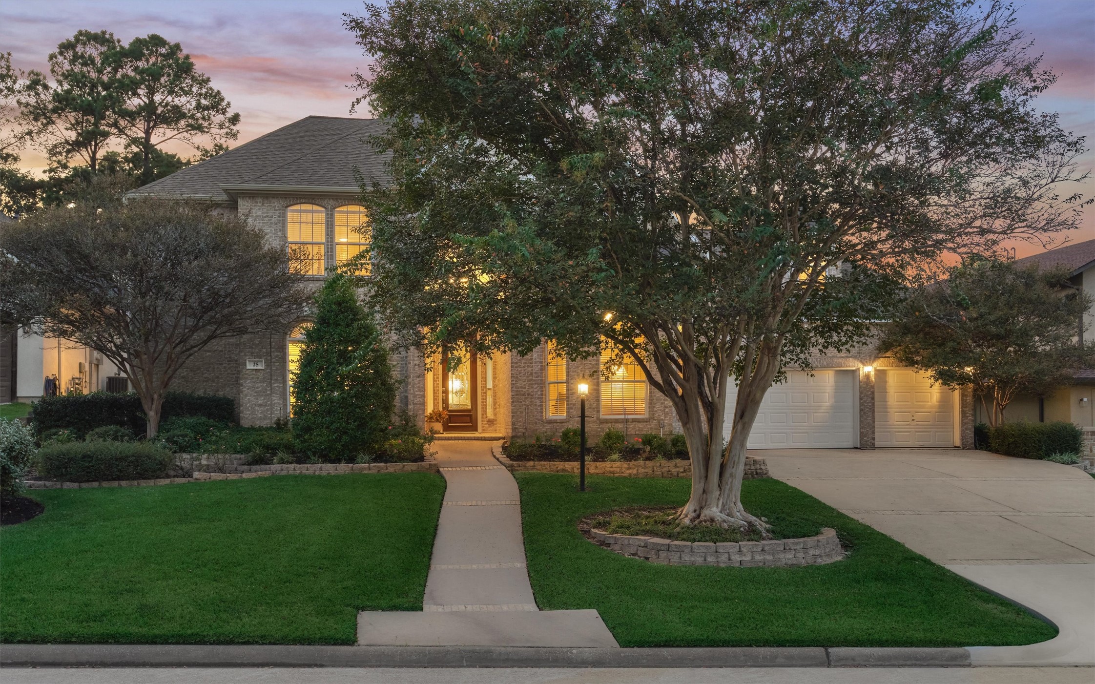 25 Waterberry Way Montgomery TX 77356