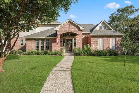 5315 Valley Pines Drive Kingwood TX 77345
