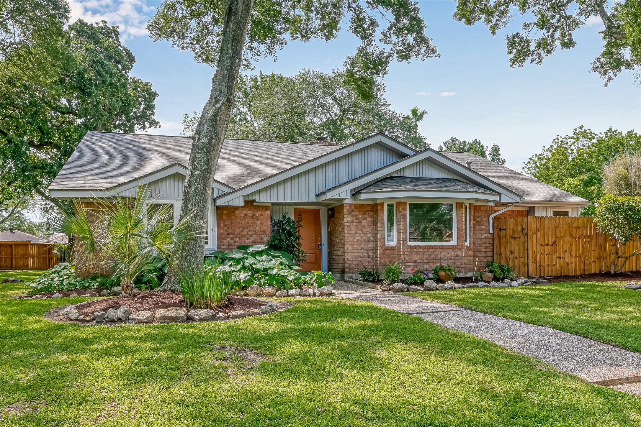 1905 Claiborne Drive League City TX 77573