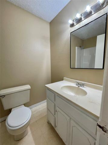 1510 N Avenue Q Freeport TX 77541