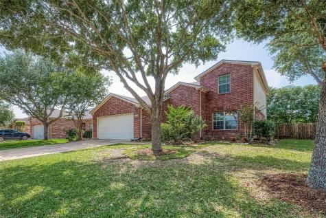 826 Honeysuckle Vine Drive Rosenberg TX 77469