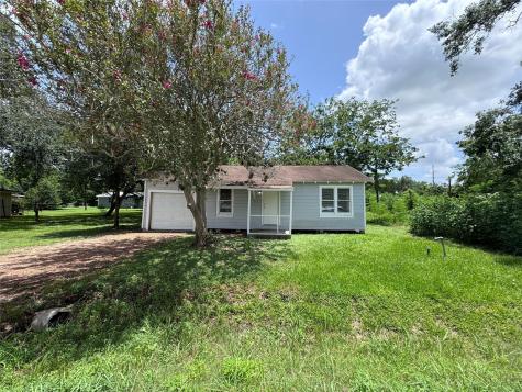 1314 Ella Street El Campo TX 77437