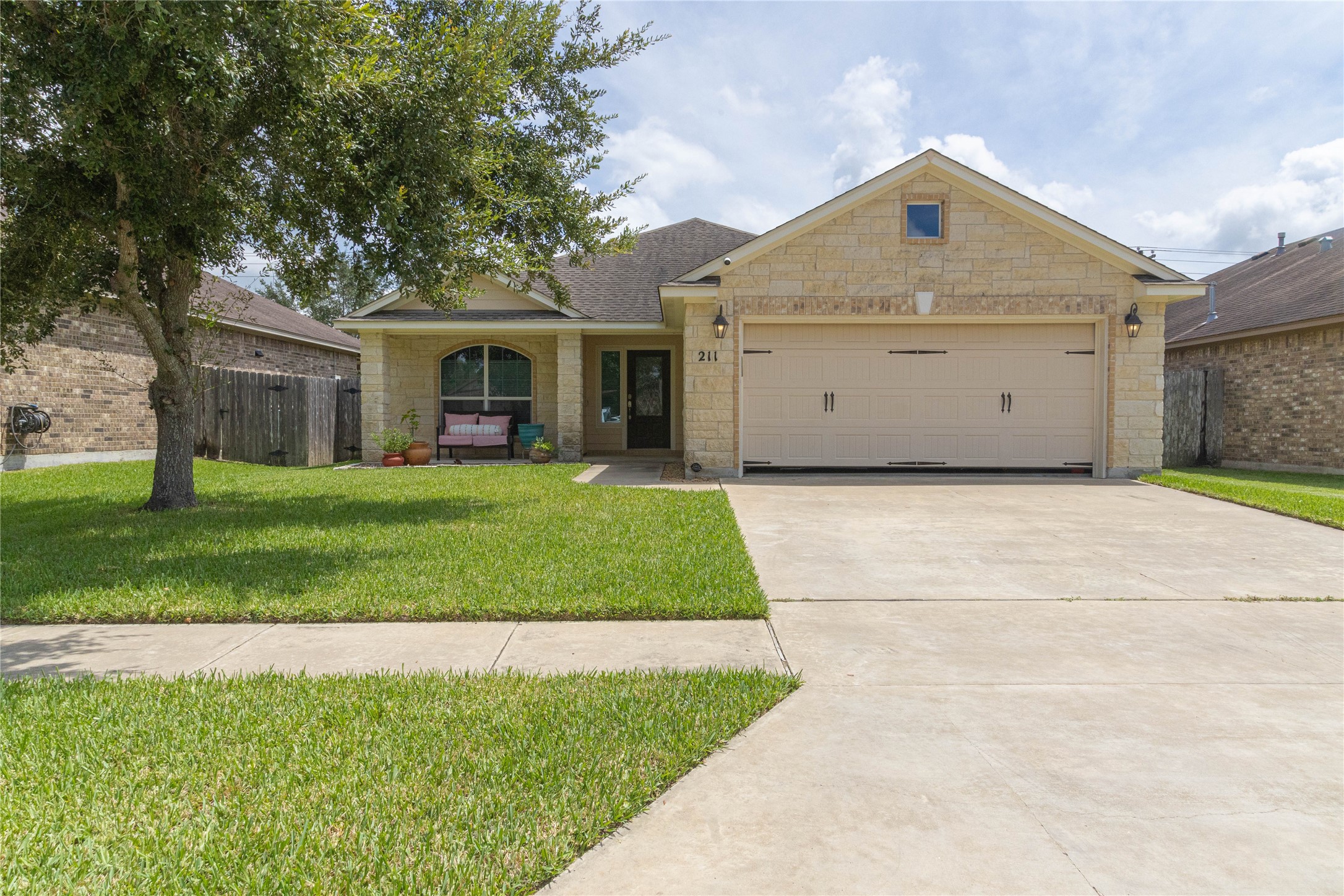 211 Terravista Trail Victoria TX 77904
