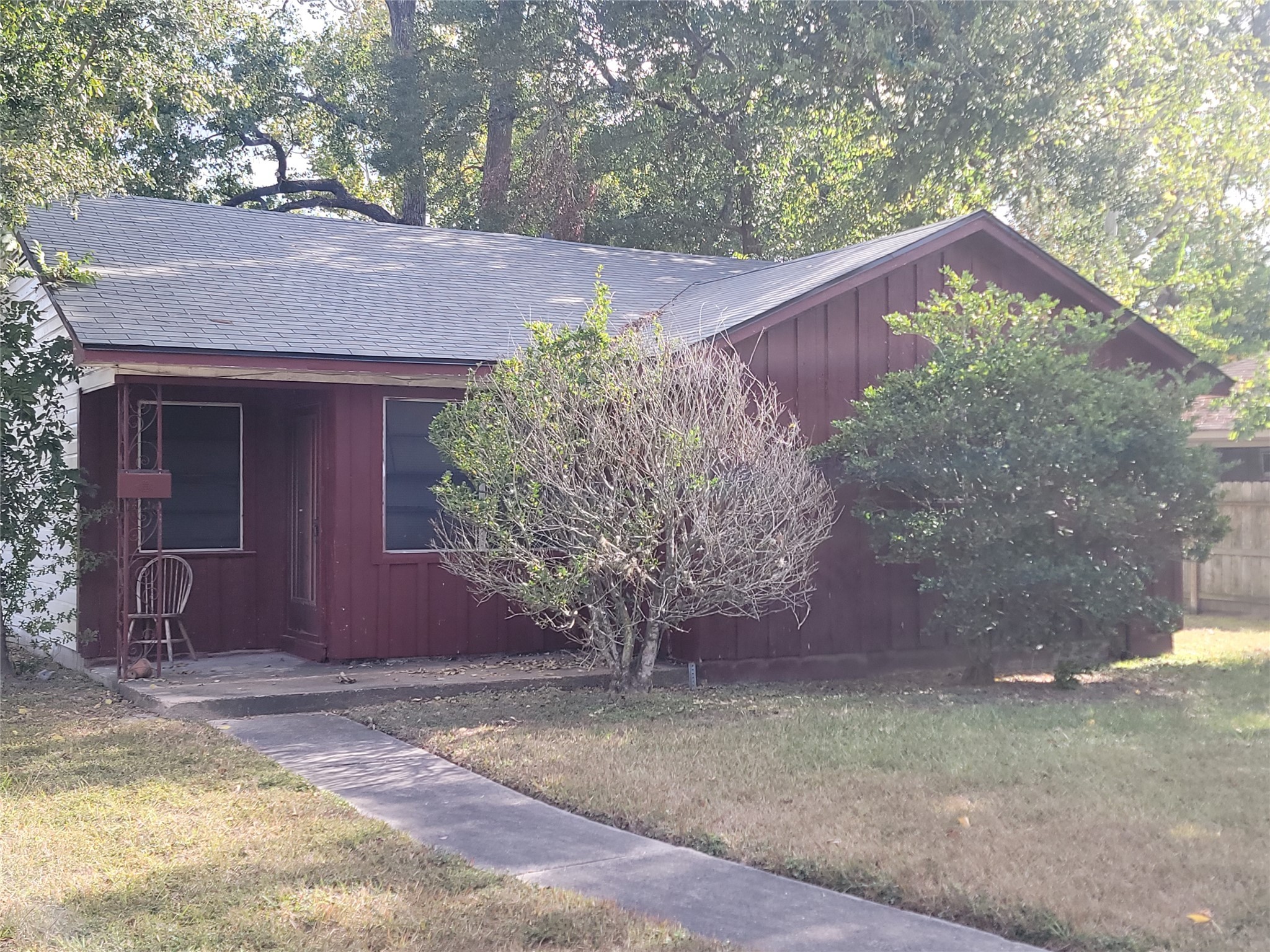 7401 Bretshire Drive Houston TX 77016