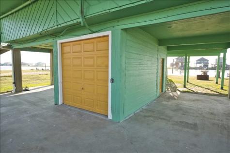 456 Pr 676 Marina Drive Sargent TX 77414