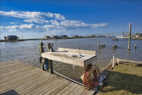 456 Pr 676 Marina Drive Sargent TX 77414