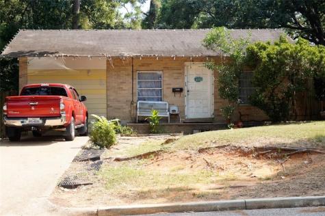609 W Dallas Street Conroe TX 77301