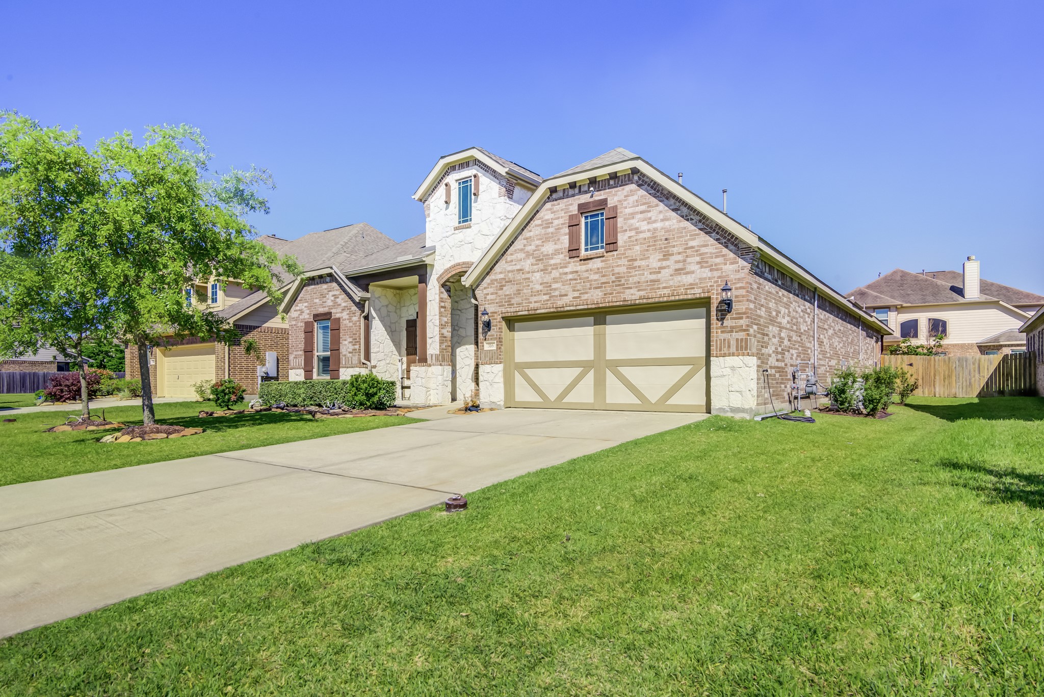 316 Stockport Drive League City TX 77573