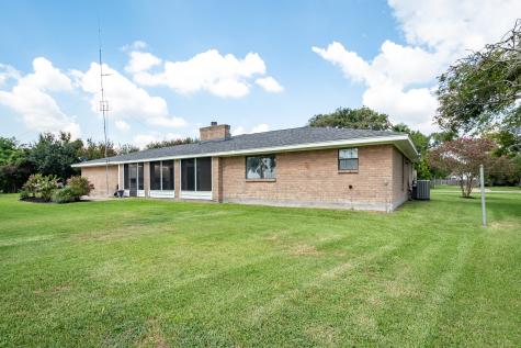 13310 Bay Place Beach City TX 77523