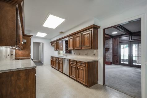 13310 Bay Place Beach City TX 77523
